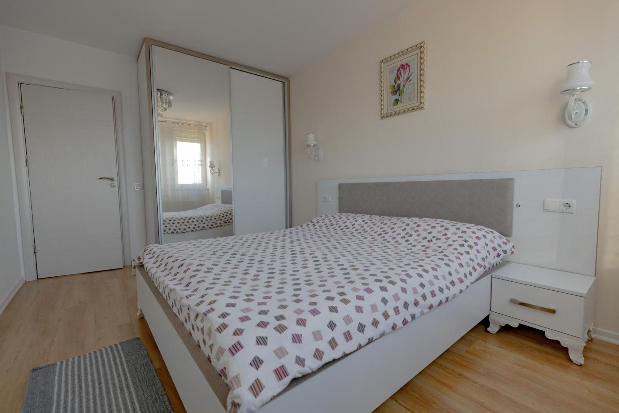 Dodona Aparthotel In Prishtina Pristina Room photo