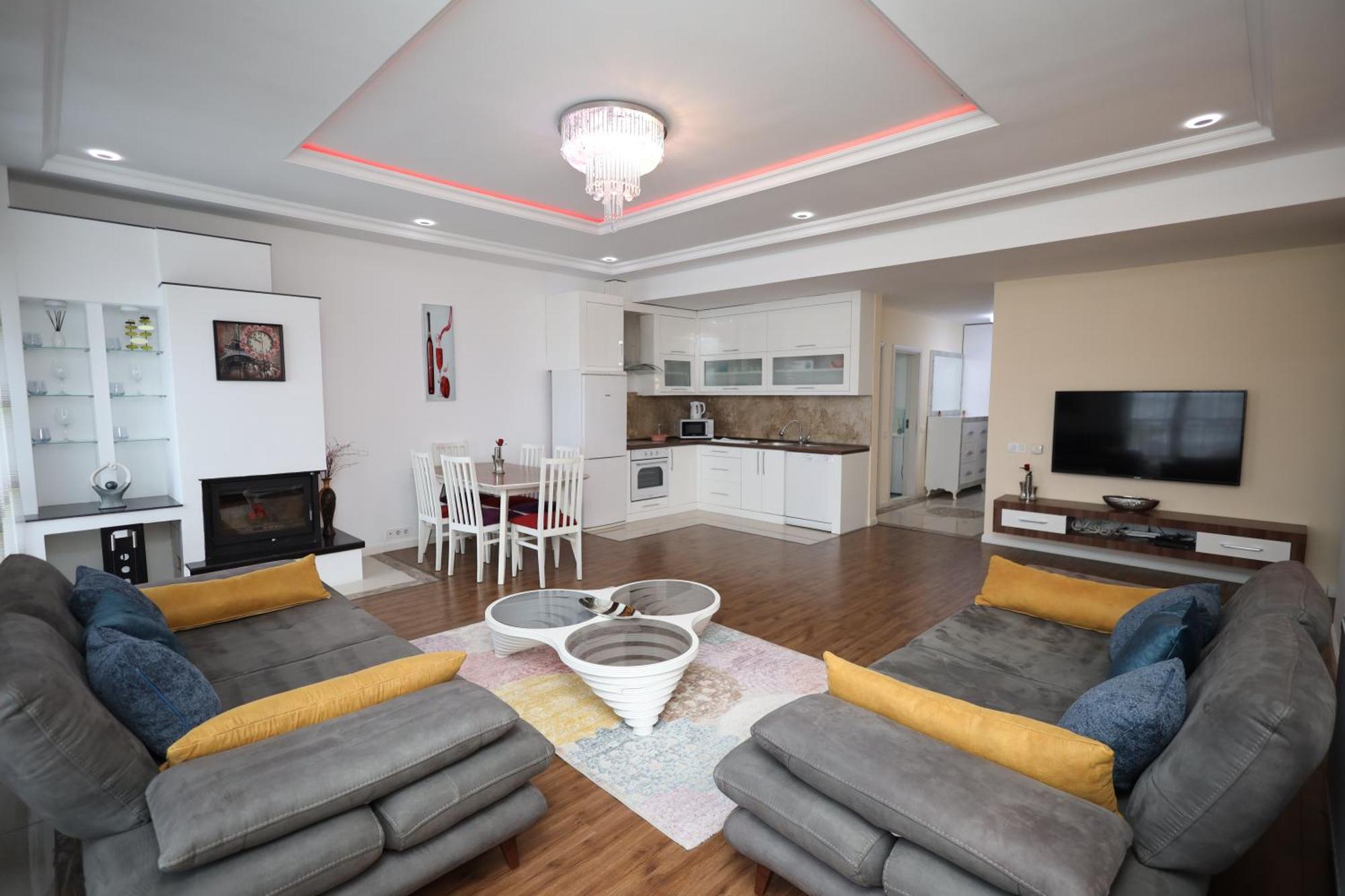 Dodona Aparthotel In Prishtina Pristina Exterior photo